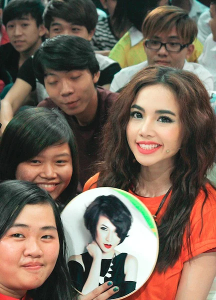 Đinh Ngọc Diệp giải nghệ người mẫu vì hết thời ảnh 5