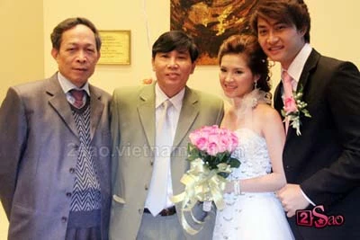 "Lý Công Uẩn" bất ngờ cưới vợ ảnh 13