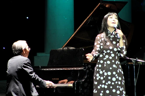 Nồng nàn đêm nhạc Nguyễn Ánh 9 ảnh 2