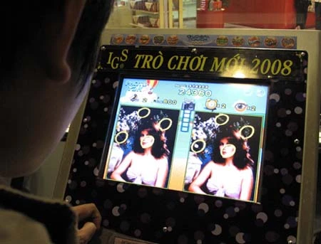 Tràn lan trò chơi gợi dục ảnh 1 Tràn lan trò chơi gợi dục ảnh 1