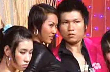 Ca từ lảm nhảm, khán giả bị “ngộ độc” tinh thần ảnh 1