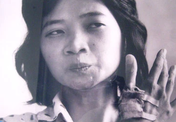 Câu chuyện anh hùng - Bài 2: “Tiểu Long nữ” thế kỷ 20 ảnh 1