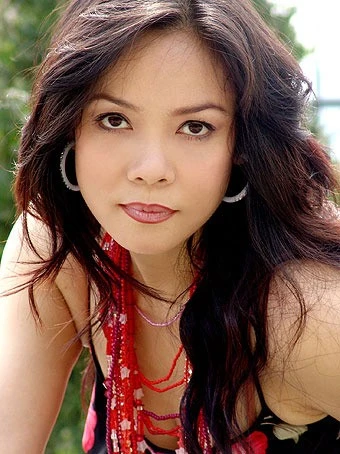 Ca sĩ Hồng Hạnh “tái xuất” ảnh 1