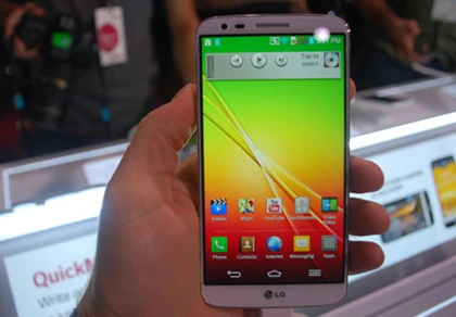 LG G2 có giá bán lẻ gần 17 triệu đồng tại Đức ảnh 1