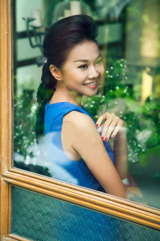 Mỹ nhân Việt rạng ngời sắc xanh ảnh 10 Mỹ nhân Việt rạng ngời sắc xanh ảnh 10
