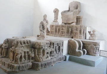 Dấu tích vương triều Champa ở Cấm Mít ảnh 2