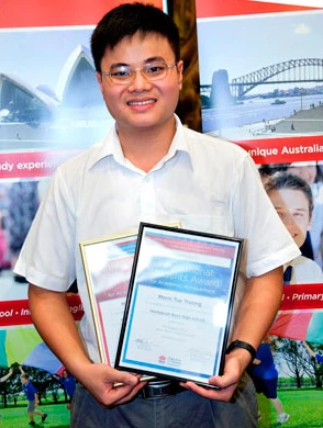 Học sinh người Việt đoạt thủ khoa tú tài ở Úc ảnh 1