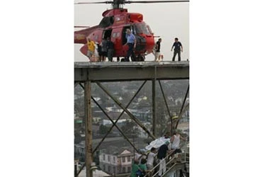 Cơn bão Katrina: Cứu ai? Bỏ ai? - Kỳ 3: Bên trong nơi “Giữ gìn sự sống” ảnh 1