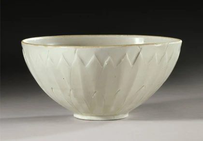 Bát cổ mua 3 USD bán được 2,2 triệu USD ảnh 1