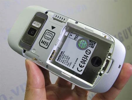 Nokia C7 chính hãng đã về VN ảnh 11