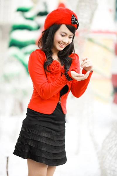 Miss teen Xuân Mai và Huyền Trang khoe dáng xinh ảnh 13