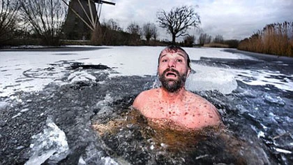 Người đàn ông chịu lạnh siêu phàm ảnh 2