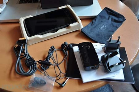 "Đập hộp" Dell Streak màn hình 5 inch ảnh 4