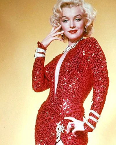 Công bố ảnh cực hiếm về "bom sex" Marilyn Monroe ảnh 13 Công bố ảnh cực hiếm về "bom sex" Marilyn Monroe ảnh 13