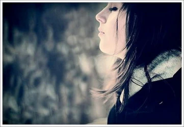 Con gái ơi, buông tay đi nhé! ảnh 1