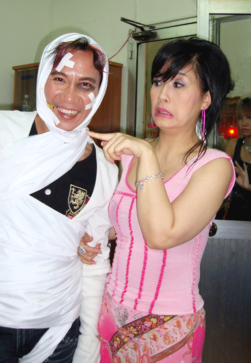 Kiều Oanh: “Thiếu cười, đời tôi héo hon!” ảnh 2