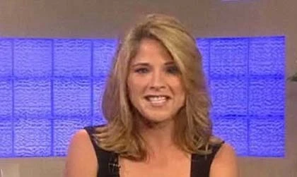 Con gái nhà Bush và Clinton "đấu" trên truyền thông ảnh 3