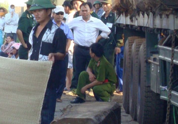 Máy ép bông đè chết một công nhân ở Đồng Nai ảnh 1 Máy ép bông đè chết một công nhân ở Đồng Nai ảnh 1