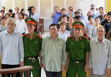 Vụ “những ván cờ bạc tỉ”: Sáu Lèo lãnh 5 năm tù ảnh 1