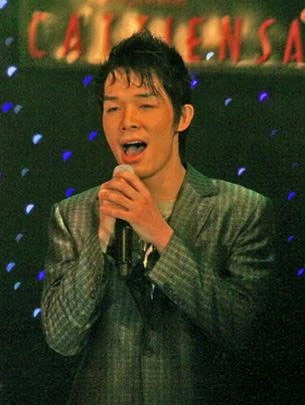 Ca sĩ "đổi gió” ảnh 1