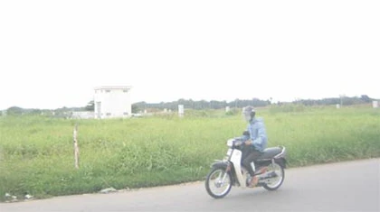 Đóng tiền chênh lệch mới được tái định cư ảnh 1 Đóng tiền chênh lệch mới được tái định cư ảnh 1