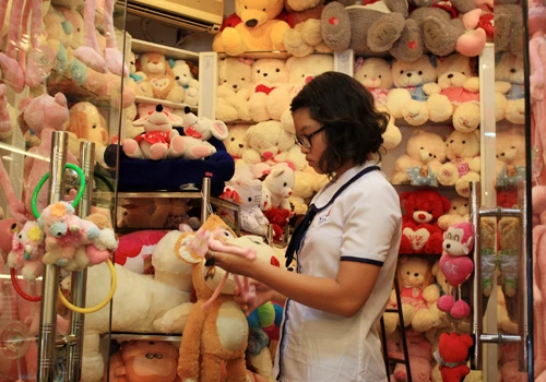 Thị trường 8/3 bắt đầu nhộn nhịp ảnh 1