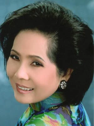 Phương Dung lần đầu biểu diễn ở Nhà hát Hòa Bình ảnh 1 Phương Dung lần đầu biểu diễn ở Nhà hát Hòa Bình ảnh 1