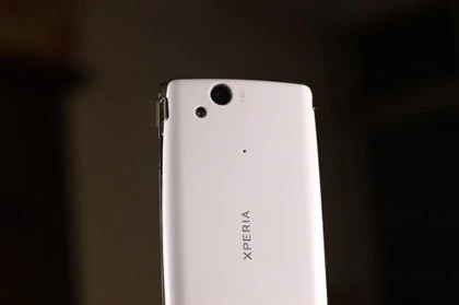 Xperia Arc S mỏng và mạnh nhất của Sony Ericsson ở VN ảnh 8