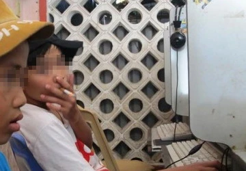 Báo động đỏ tình trạng hút thuốc ở trẻ em ảnh 1