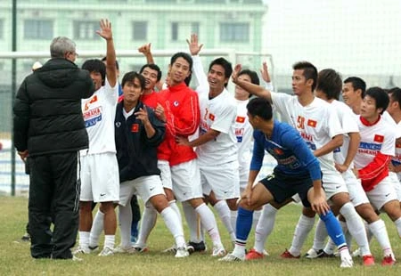 ĐTVN: Nghiêng ngả, mệt nhoài với Game Show của Calisto ảnh 12