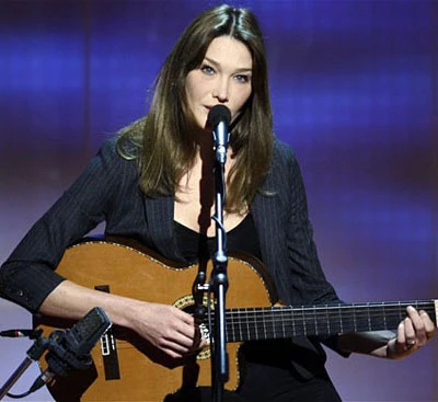 Đệ nhất phu nhân Pháp Carla Bruni-Sarkozy kiện báo chí ảnh 1