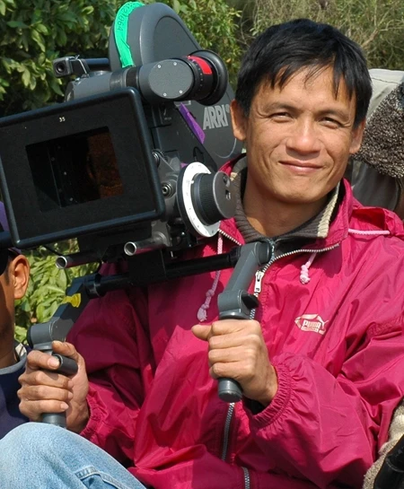 Chấp nhận “gác máy” vì yêu Cánh đồng bất tận ảnh 1