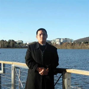 Nguyễn Vũ Minh hiện là chuyên viên tổ An ninh, hòa bình và giải trừ quân bị - Vụ các tổ chức quốc tế (Bộ Ngoại giao)