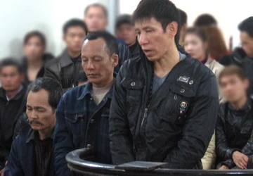 Đường dây ma túy bị lộ do lái xe ngủ gật ảnh 1