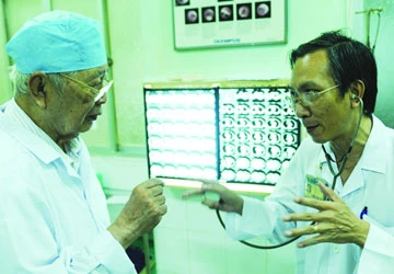 Chú Tư trong lòng người ở lại ảnh 1