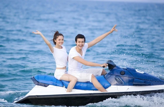 Vĩnh Thụy "cưới" bạn gái Lam Trường ảnh 3