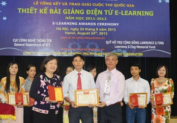 Trao giải cuộc thi thiết kế bài giảng điện tử ảnh 1