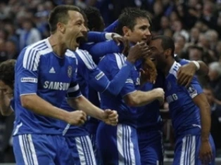 Chelsea hủy diệt Tottenham để vào chung kết FA ảnh 1