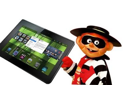 Trộm “cuỗm” hơn 5.000 máy tính bảng ế ẩm của RIM ảnh 1