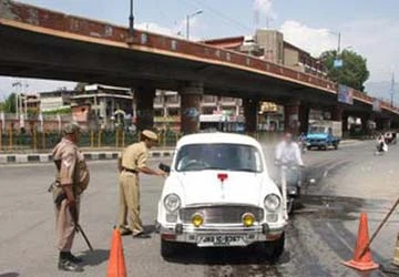 Tham nhũng trong lực lượng cảnh sát giao thông Ấn Độ ảnh 1