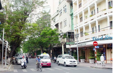 Theo dự thảo, giá đất đường Đồng Khởi (quận 1) sẽ có giá 67,5 triệu đồng/m2. Ảnh: HTD