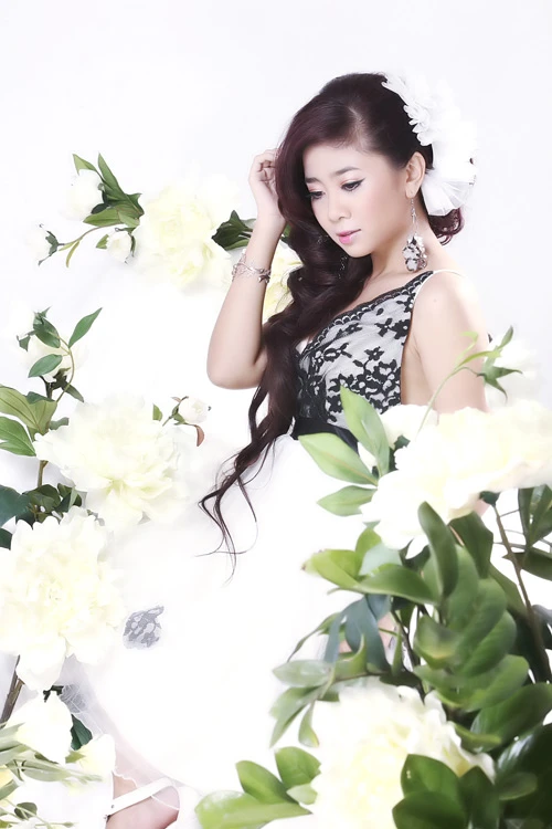 Mai Phương được Nguyễn Văn Chung "sủng ái"? ảnh 8 Mai Phương được Nguyễn Văn Chung "sủng ái"? ảnh 8