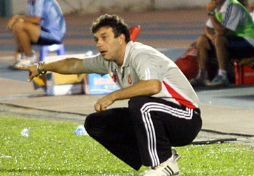 HLV Srdan Zivojnov (CLB TP.HCM): Bóng đá VN ăn xổi ở thì ảnh 1