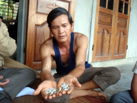 Trai nuôi tại xã Lộc Bình, huyện Phú Lộc, tỉnh Thừa Thiên- Huế đã cho ngọc nhưng không có người mua