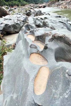 Kỳ vĩ sông Đà ảnh 3