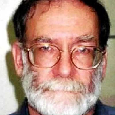 Ác quỷ mặc áo blu trắng ảnh 1