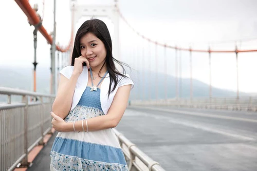 Xuân Mai rạng ngời giữa thiên nhiên ảnh 8