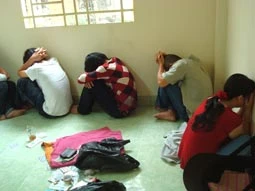 “Huyện đề” nghiện bài bạc ảnh 2