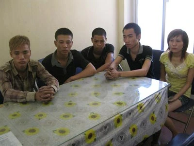 Phức tạp tội phạm sử dụng súng tự chế ảnh 2