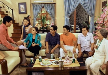 Tết này con về trễ một chút thôi... ảnh 1